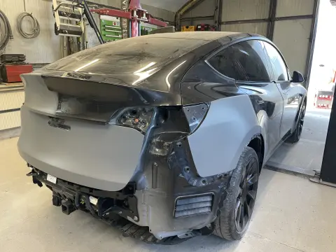 Tesla — repair photo 2 at AUTO-M